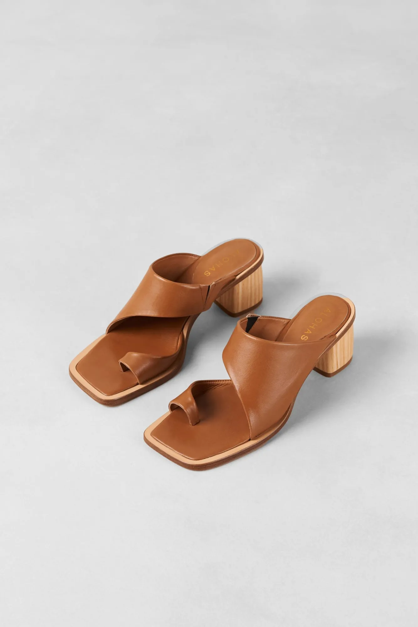 Amour Vert Alohas Josie Leather Sandal- Shoes