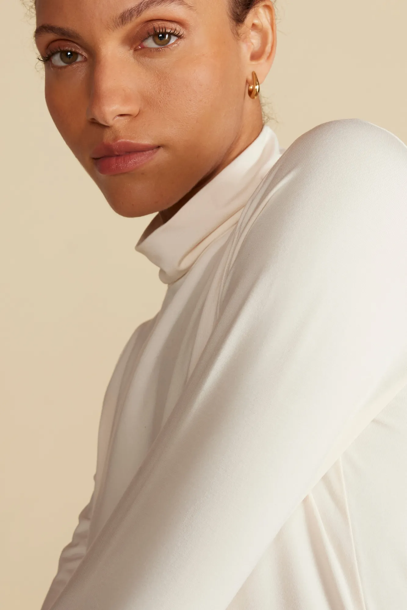 Amour Vert Flannery Bamboo Knit Turtleneck- Tops|Clearance