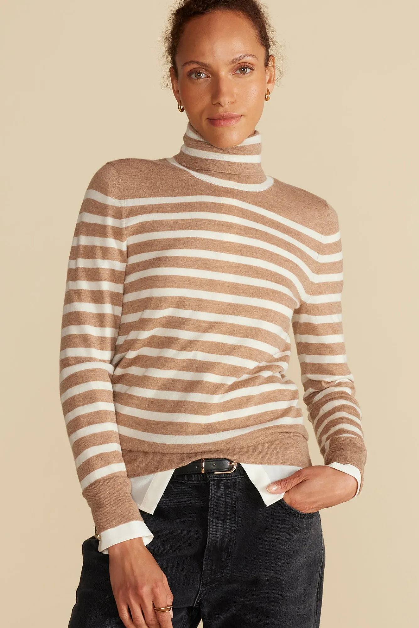 Amour Vert Carrie Turtleneck Cashmere Sweater- Sweaters & Cardigans|Clearance
