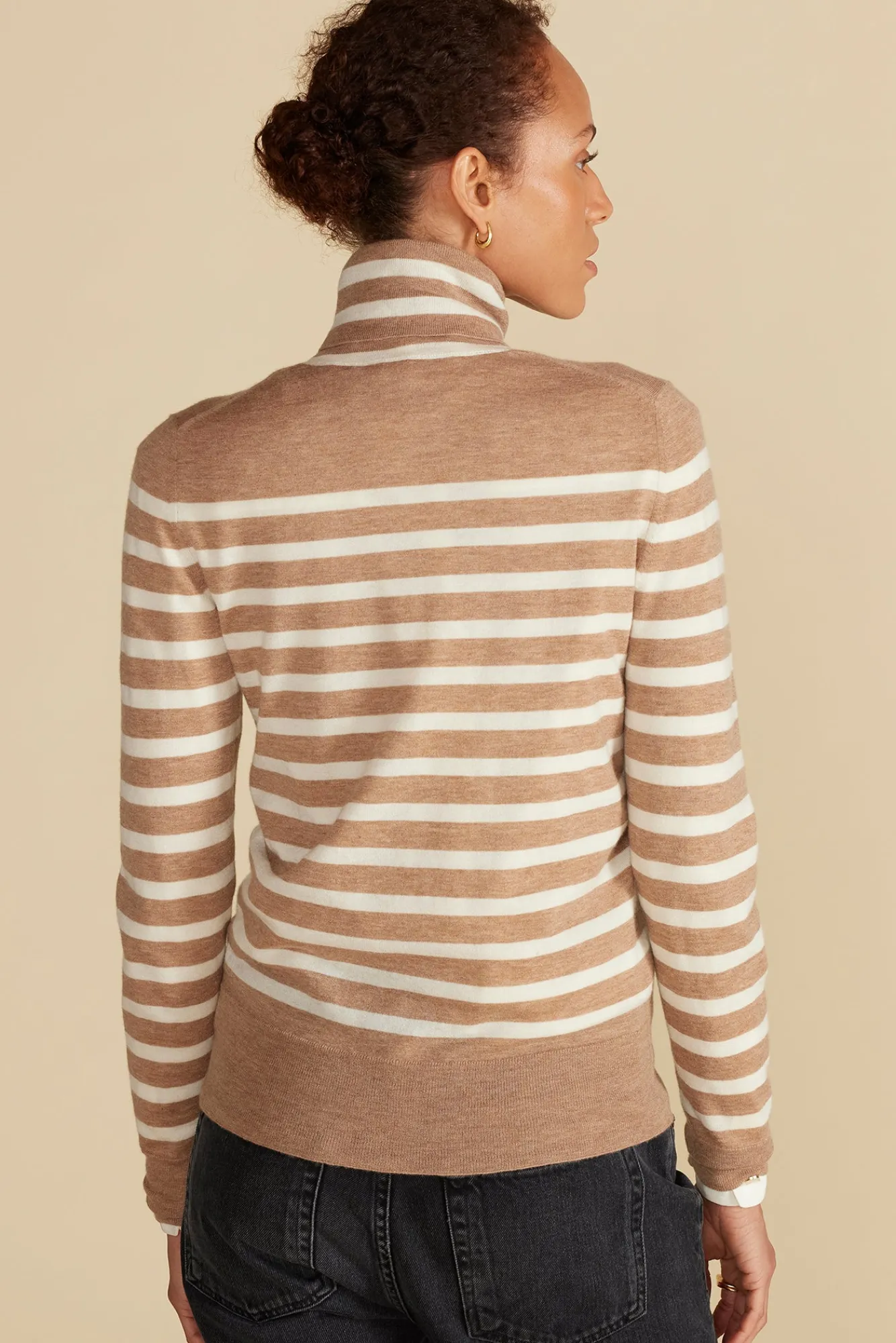 Amour Vert Carrie Turtleneck Cashmere Sweater- Sweaters & Cardigans|Clearance