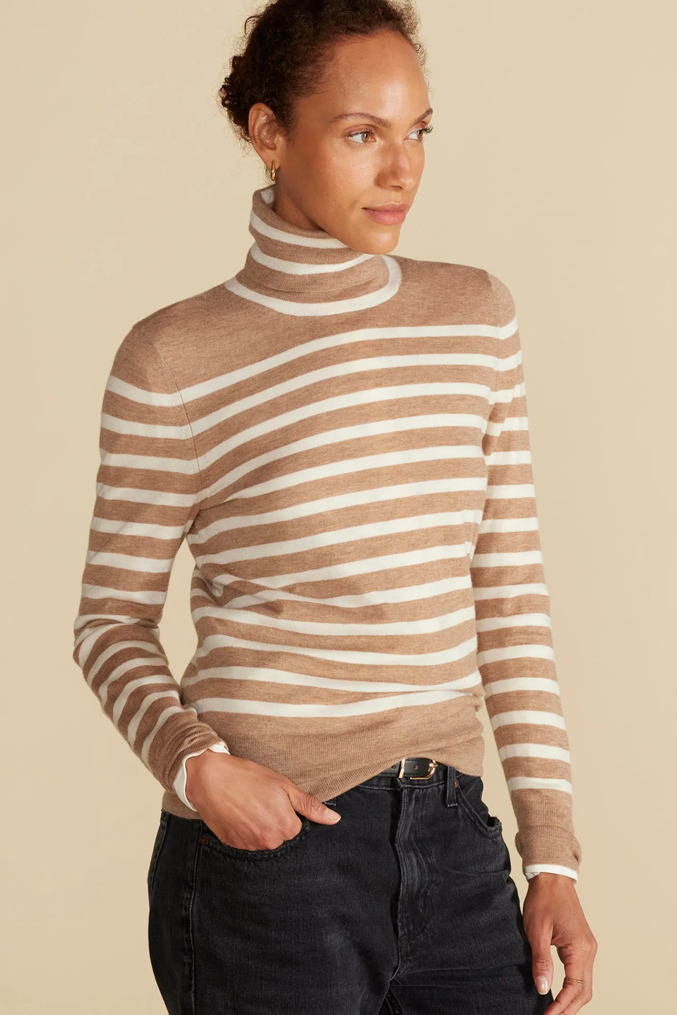 Amour Vert Carrie Turtleneck Cashmere Sweater- Sweaters & Cardigans|Clearance