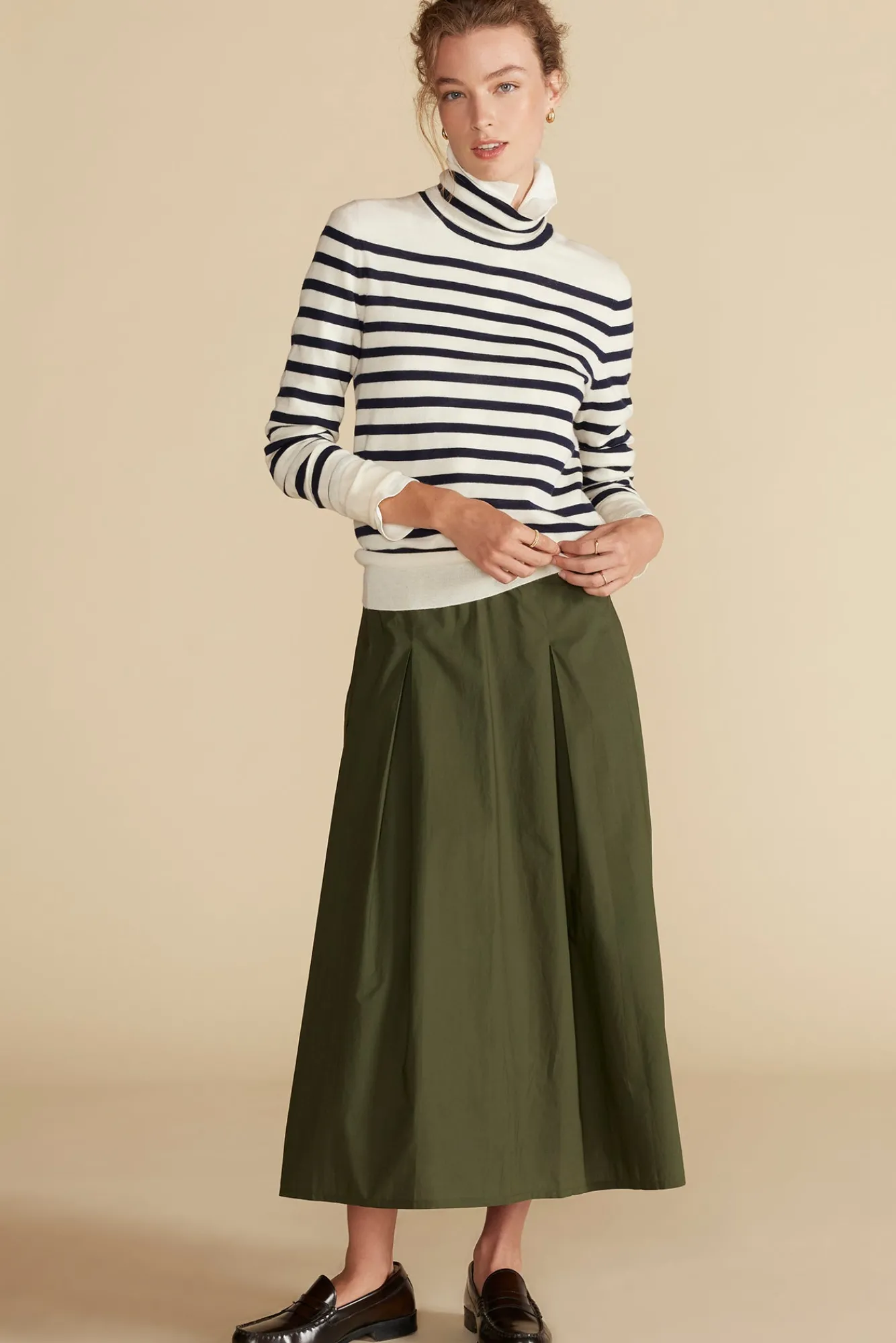 Amour Vert Carrie Turtleneck Cashmere Sweater- Sweaters & Cardigans|Clearance