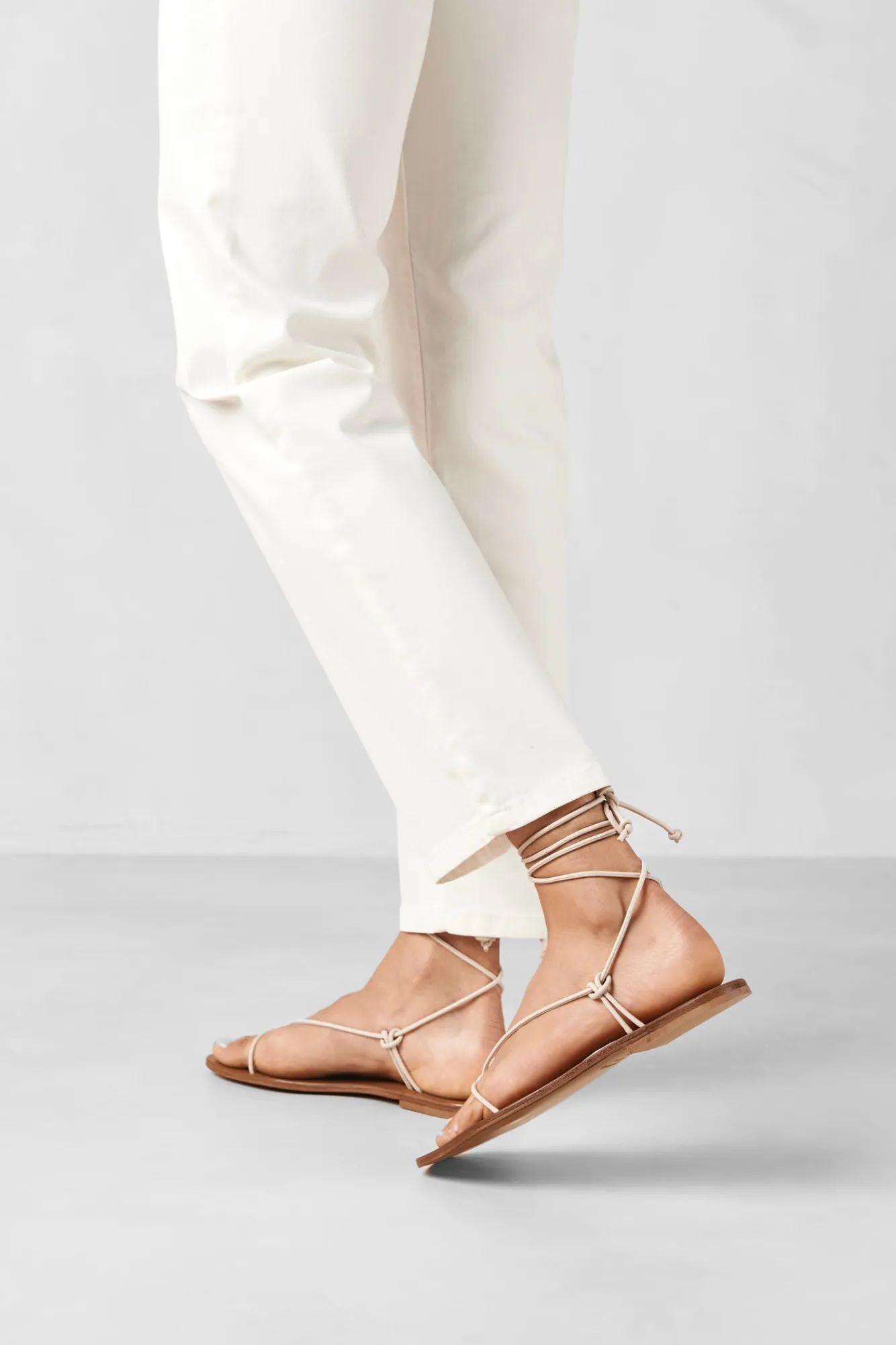 Amour Vert Alohas Misty Sandal- Shoes