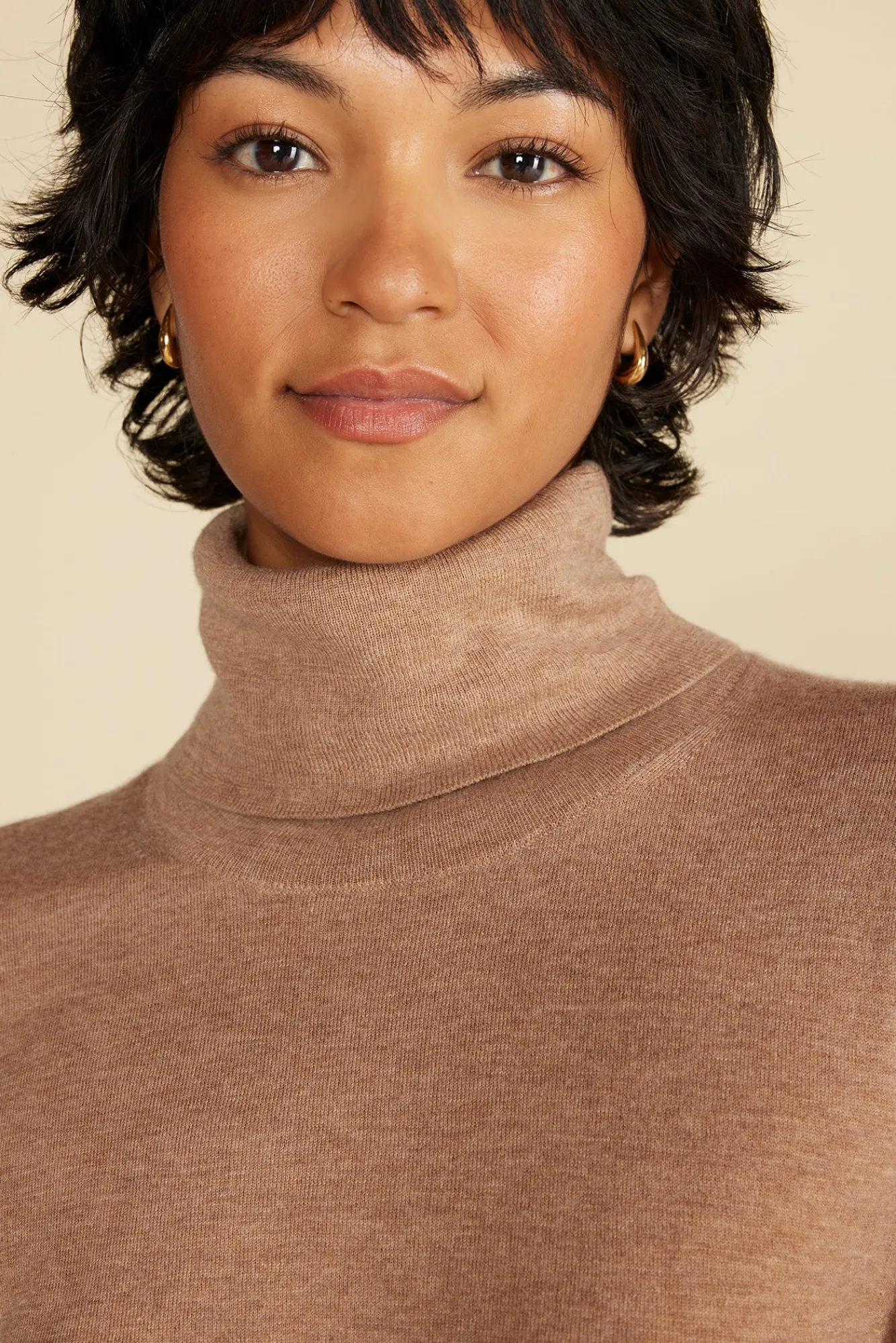 Amour Vert Carrie Turtleneck Cashmere Sweater- Sweaters & Cardigans|Clearance