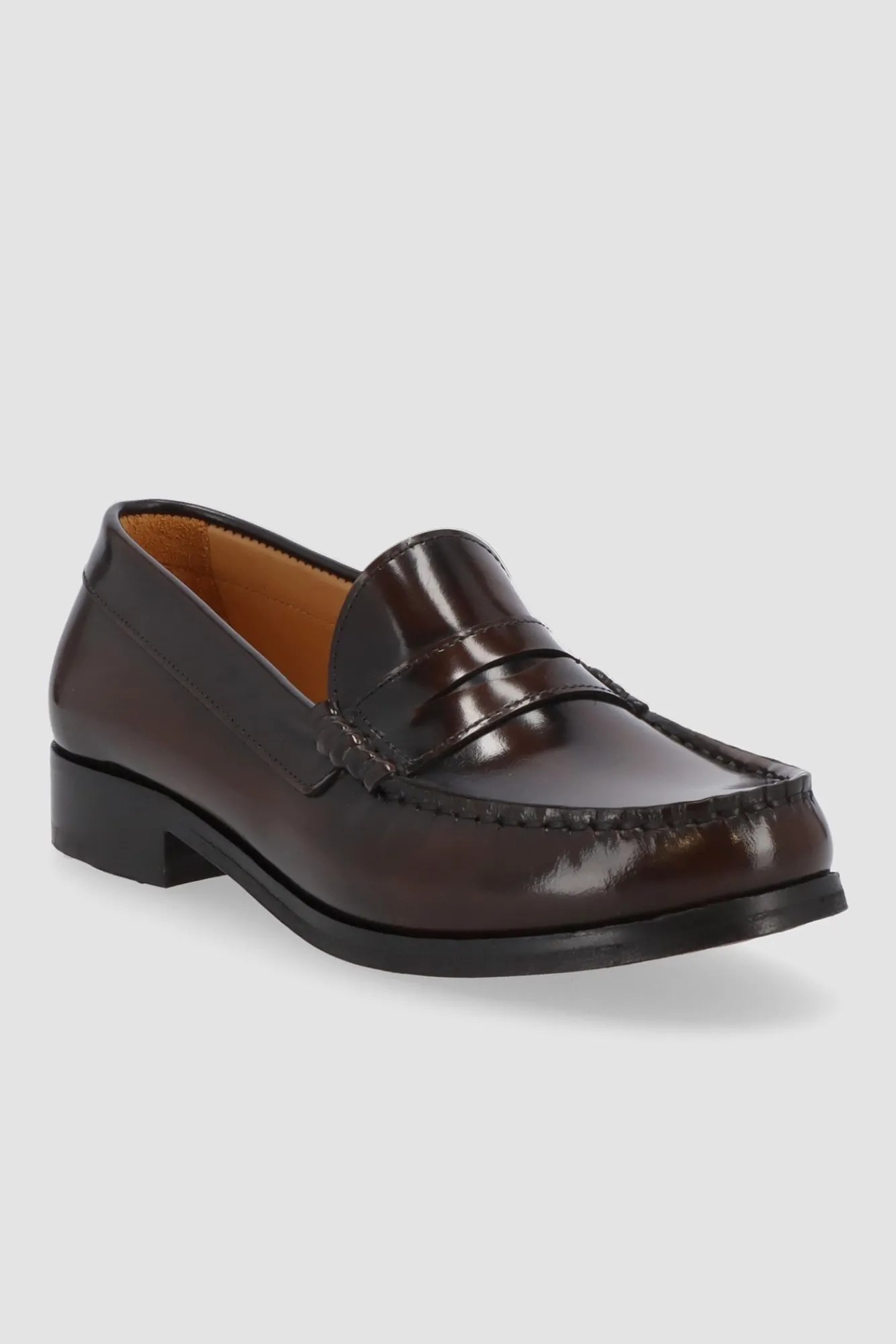 Amour Vert Alohas Rivet Leather Loafers- Shoes