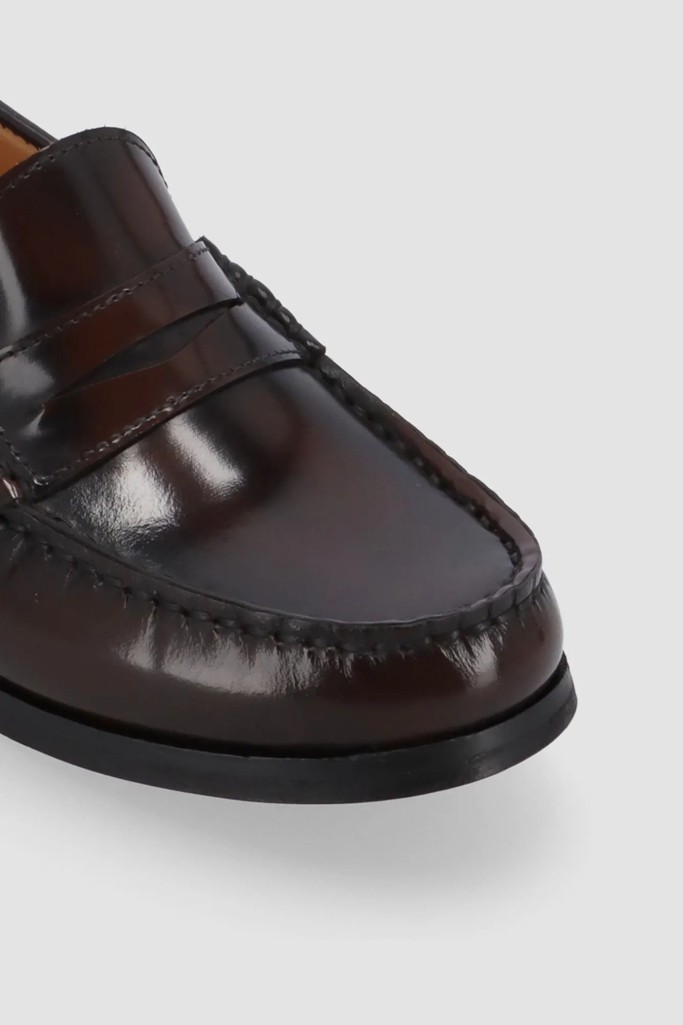 Amour Vert Alohas Rivet Leather Loafers- Shoes