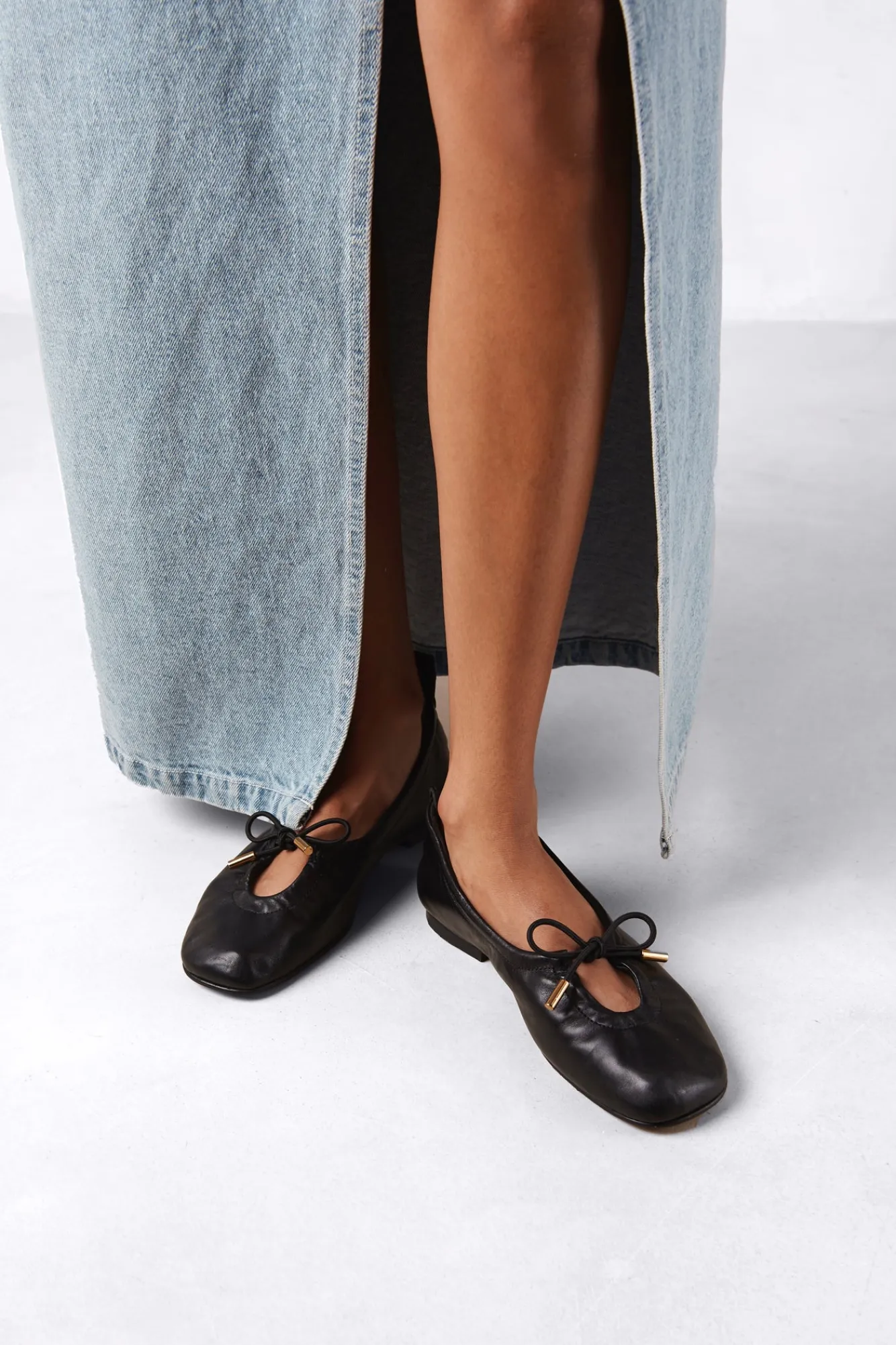 Amour Vert Alohas Rosalind Leather Ballet Flat- Shoes