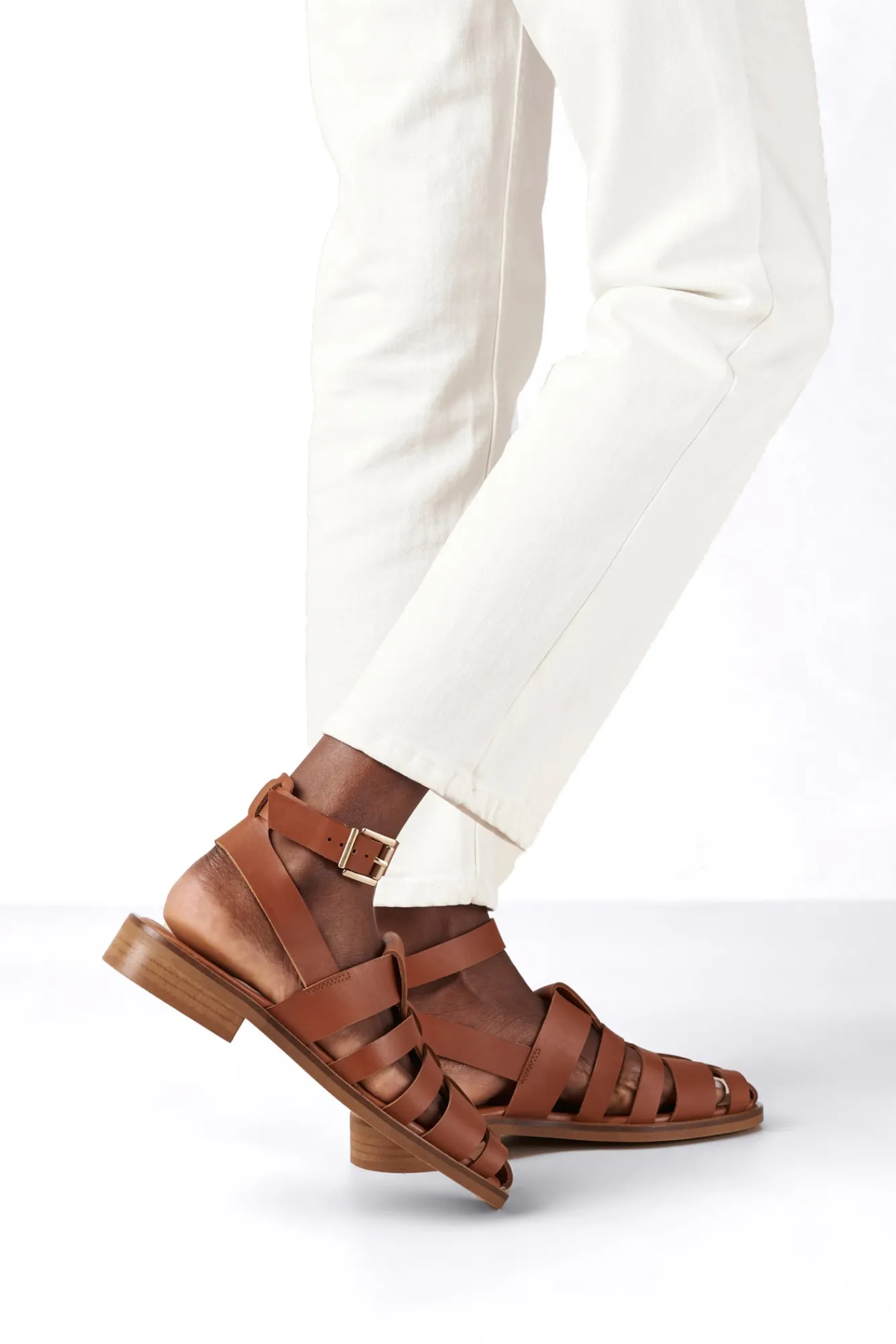 Amour Vert Alohas Perry Fisherman Sandal- Shoes