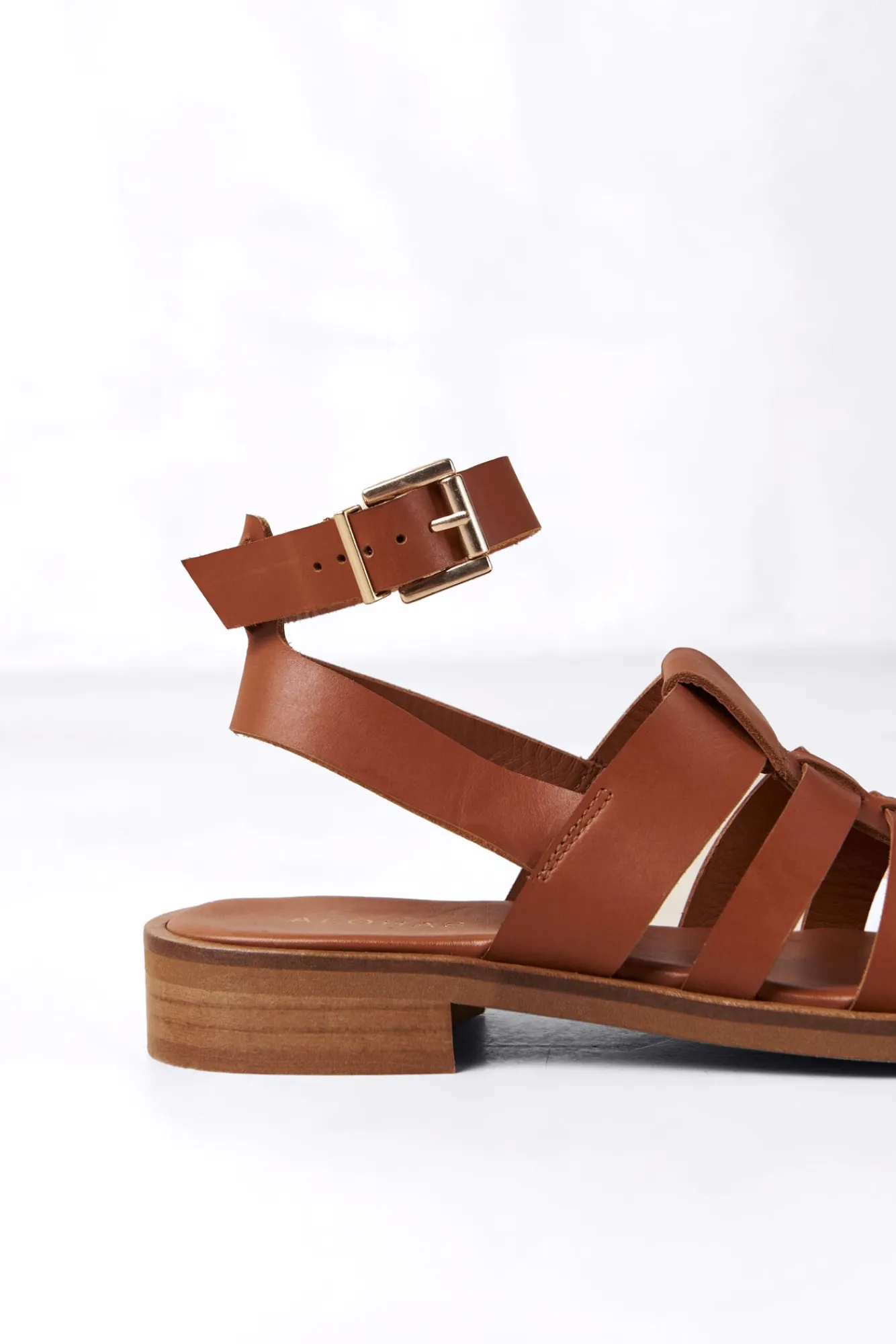 Amour Vert Alohas Perry Fisherman Sandal- Shoes