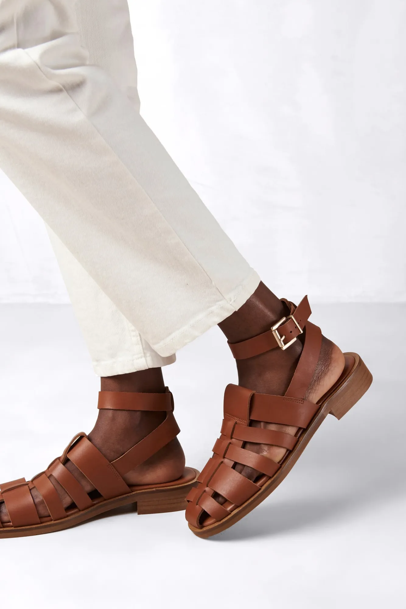 Amour Vert Alohas Perry Fisherman Sandal- Shoes