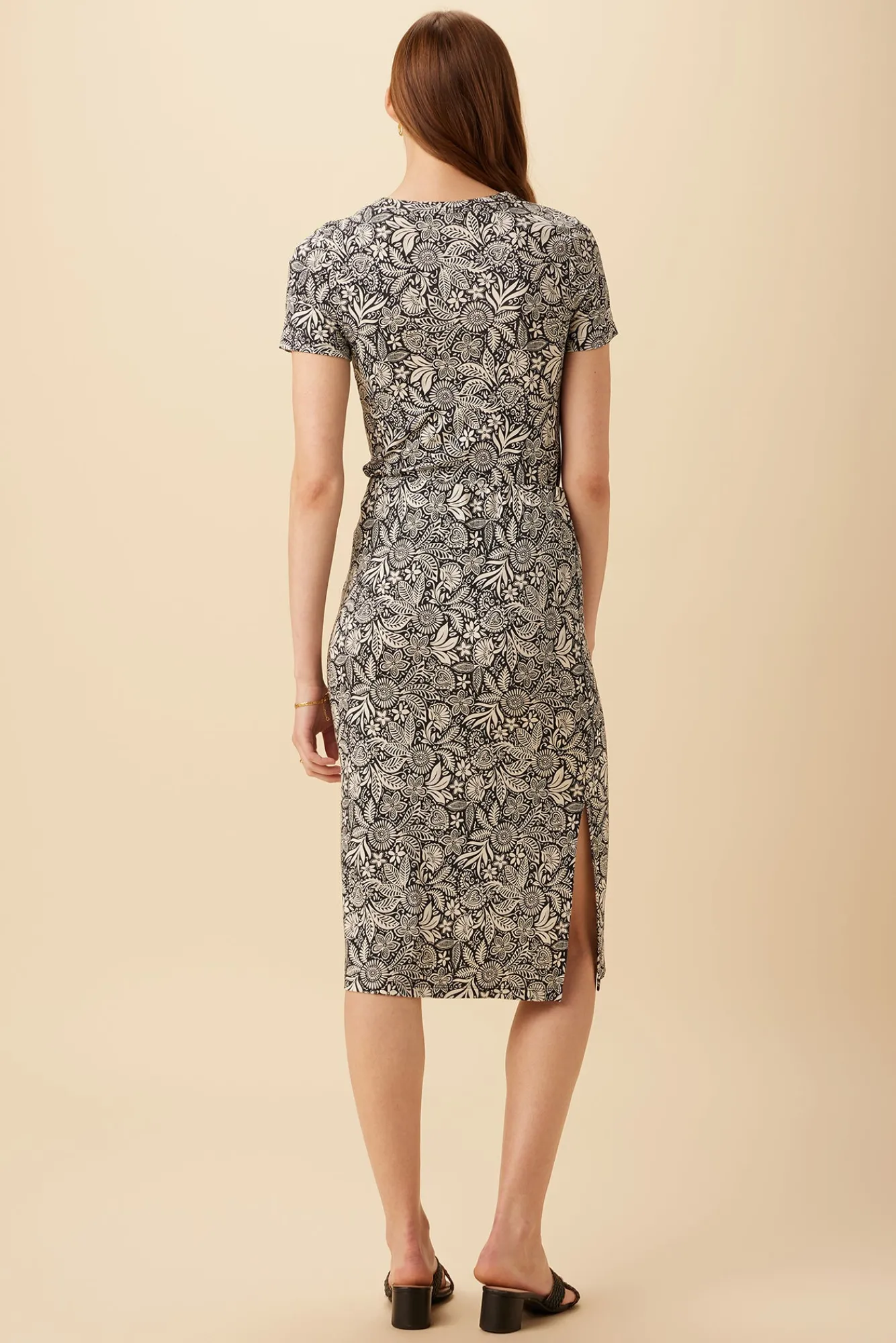 Amour Vert Vindy Viscose Knit Skirt- Skirts|Clearance