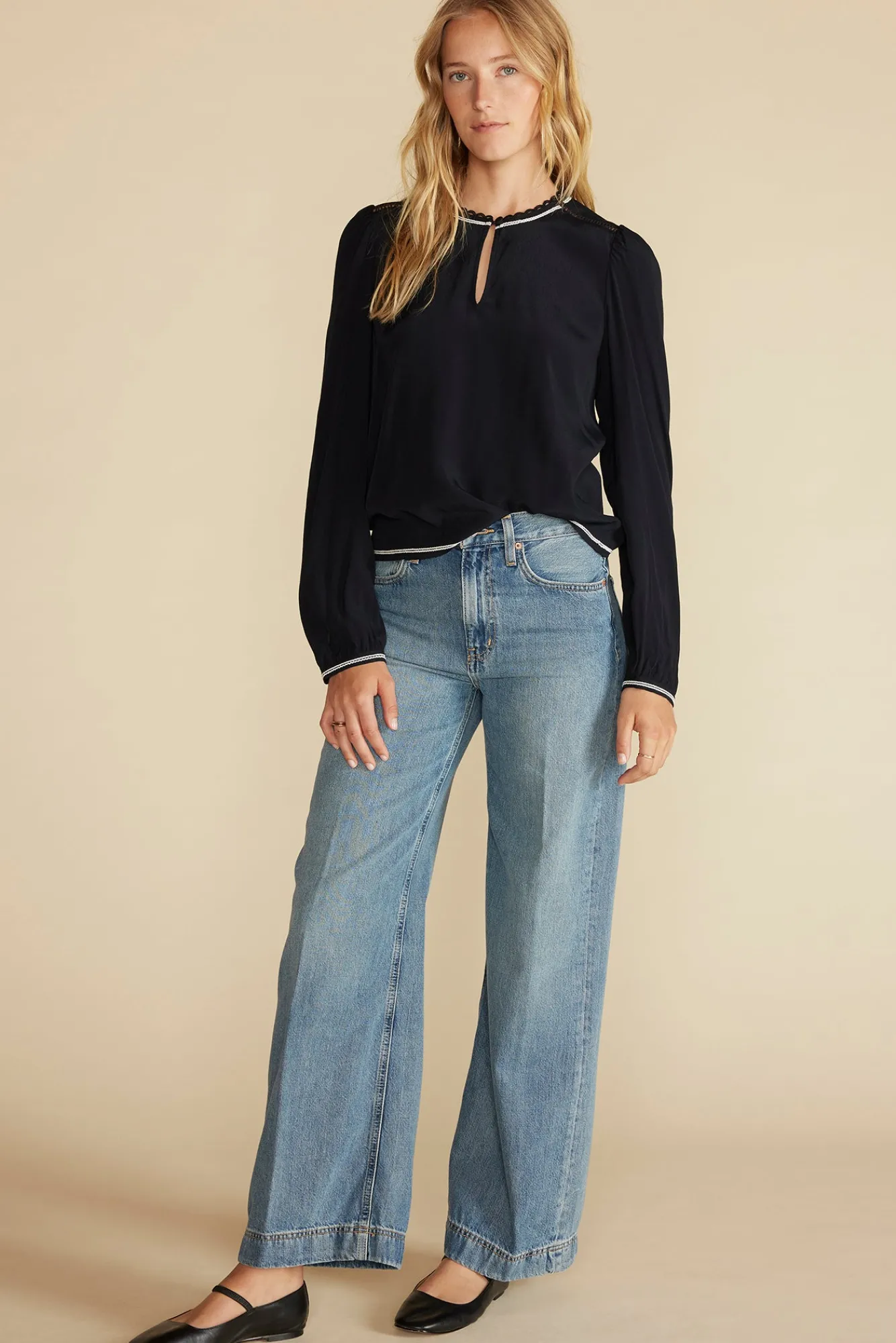 Amour Vert Minna Viscose Crepe Blouse- Blouses & Shirts|Tops