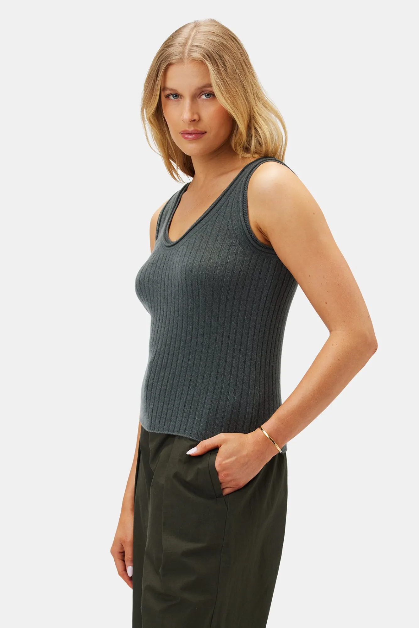 Amour Vert Nora Cashmere Tank- Tops|Clearance