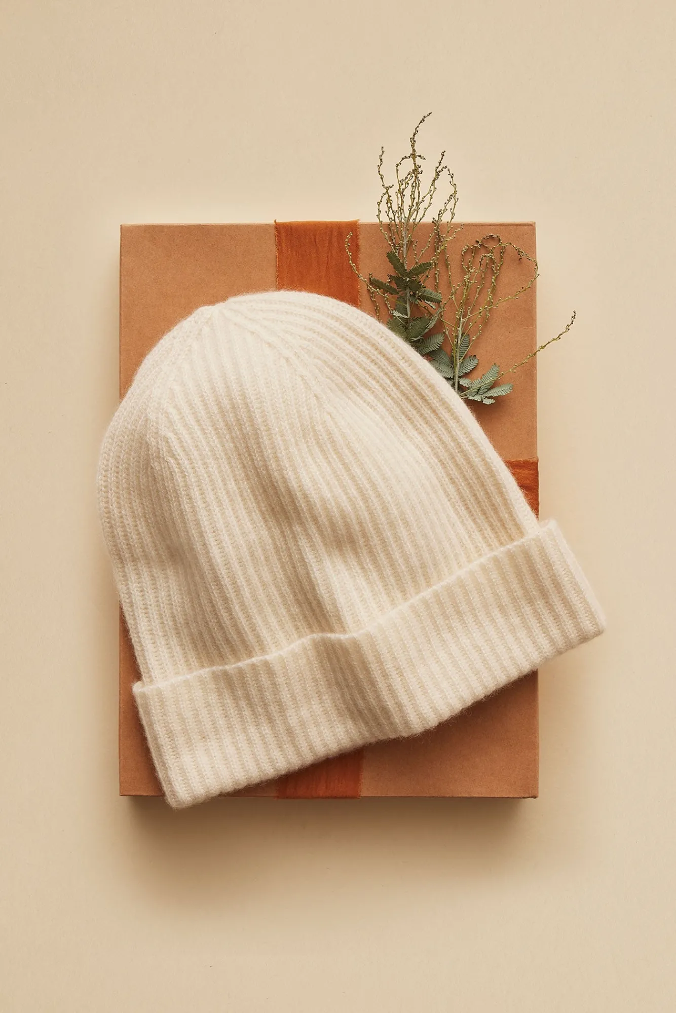 Amour Vert Dory Cashmere Beanie- Scarves|Clearance