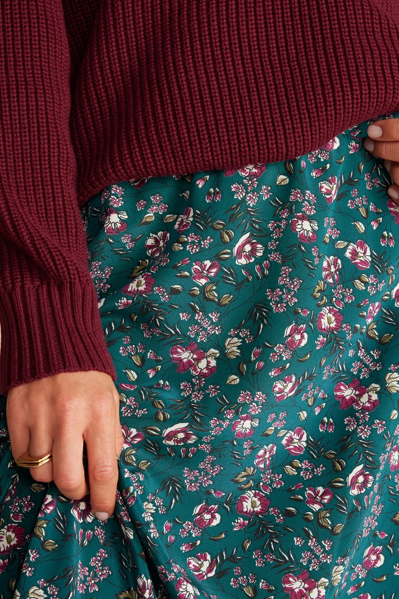 Amour Vert Blaze Washable Silk Skirt- Skirts