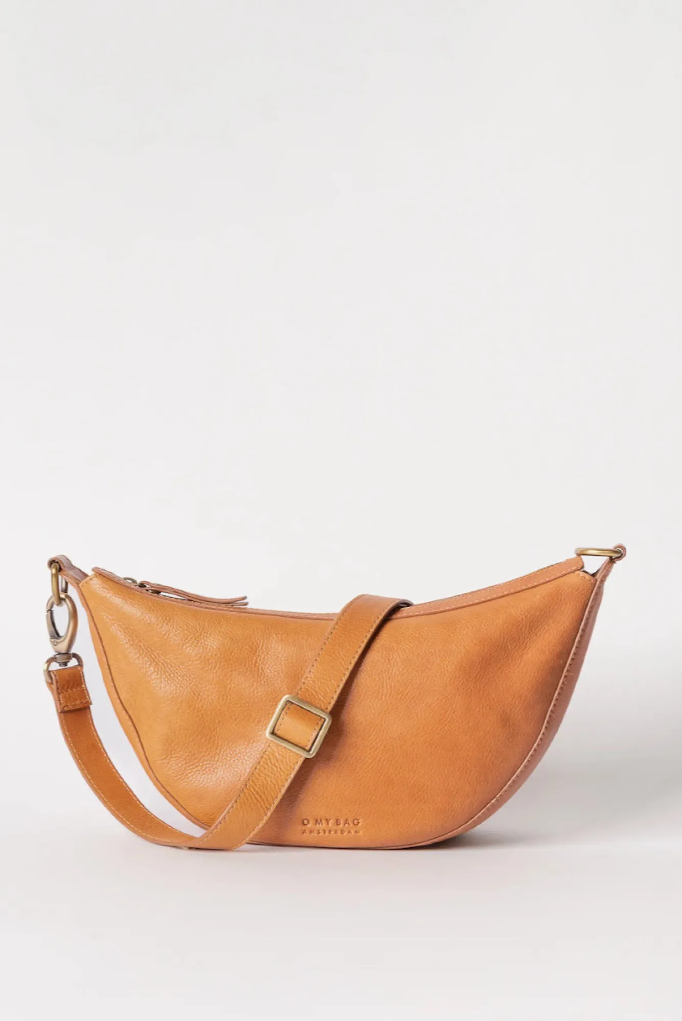 Amour Vert O My Bag Leo Crossbody Bag- Bags & Pouches