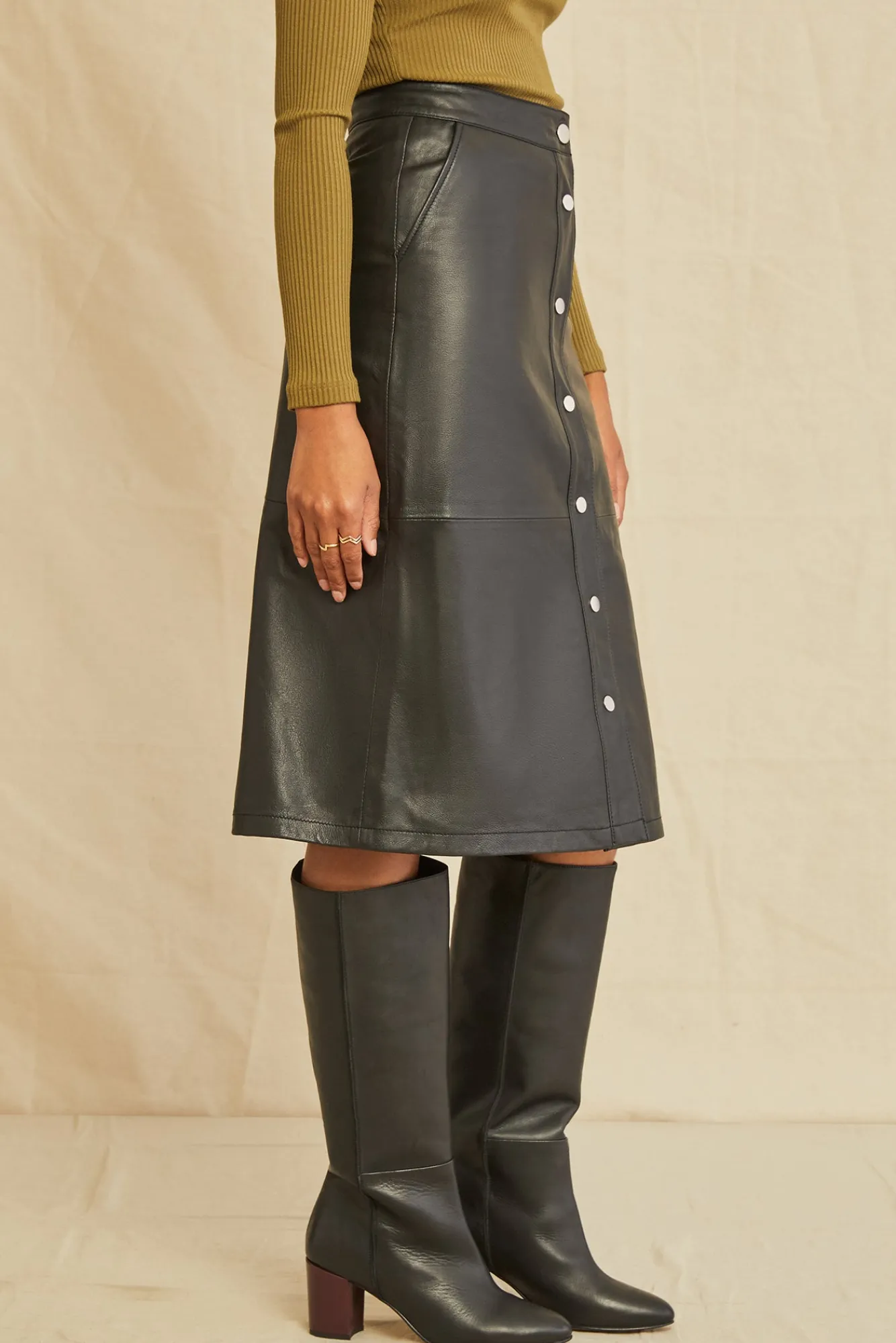 Amour Vert Deadwood Lara Skirt- Skirts|Clearance