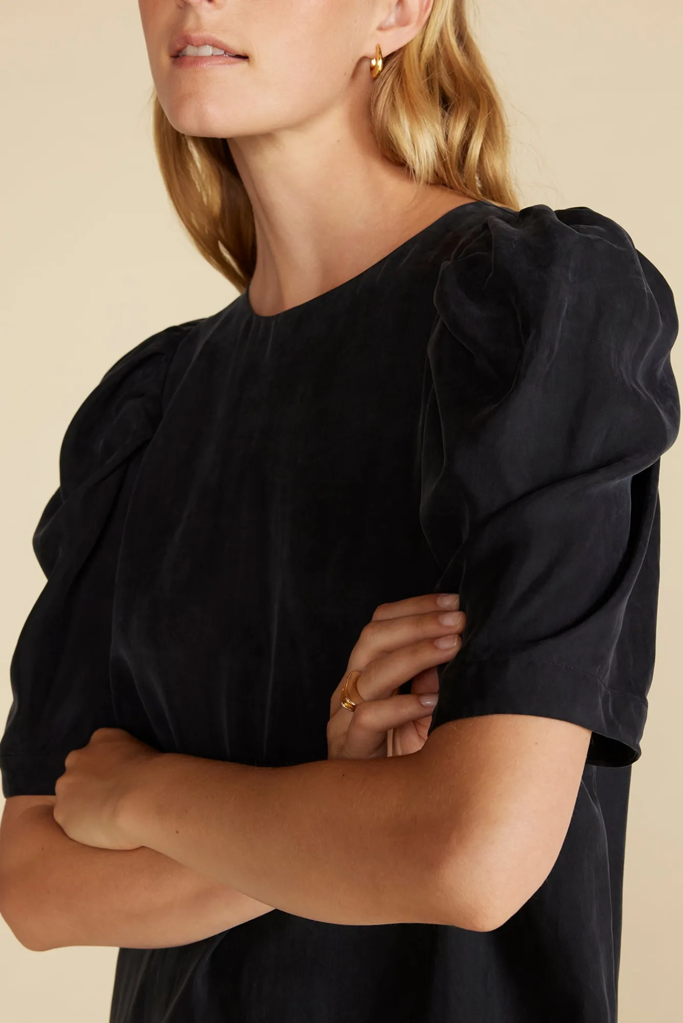 Amour Vert Sylvia Puff Sleeve Dress- Dresses