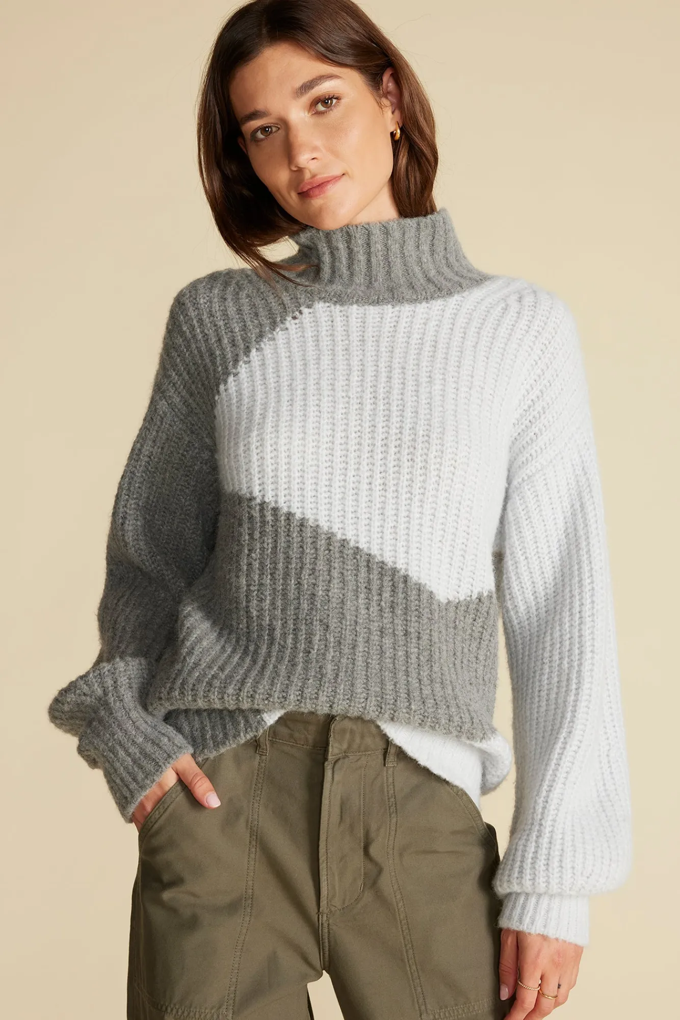 Amour Vert Veira Turtleneck Sweater- Sweaters & Cardigans
