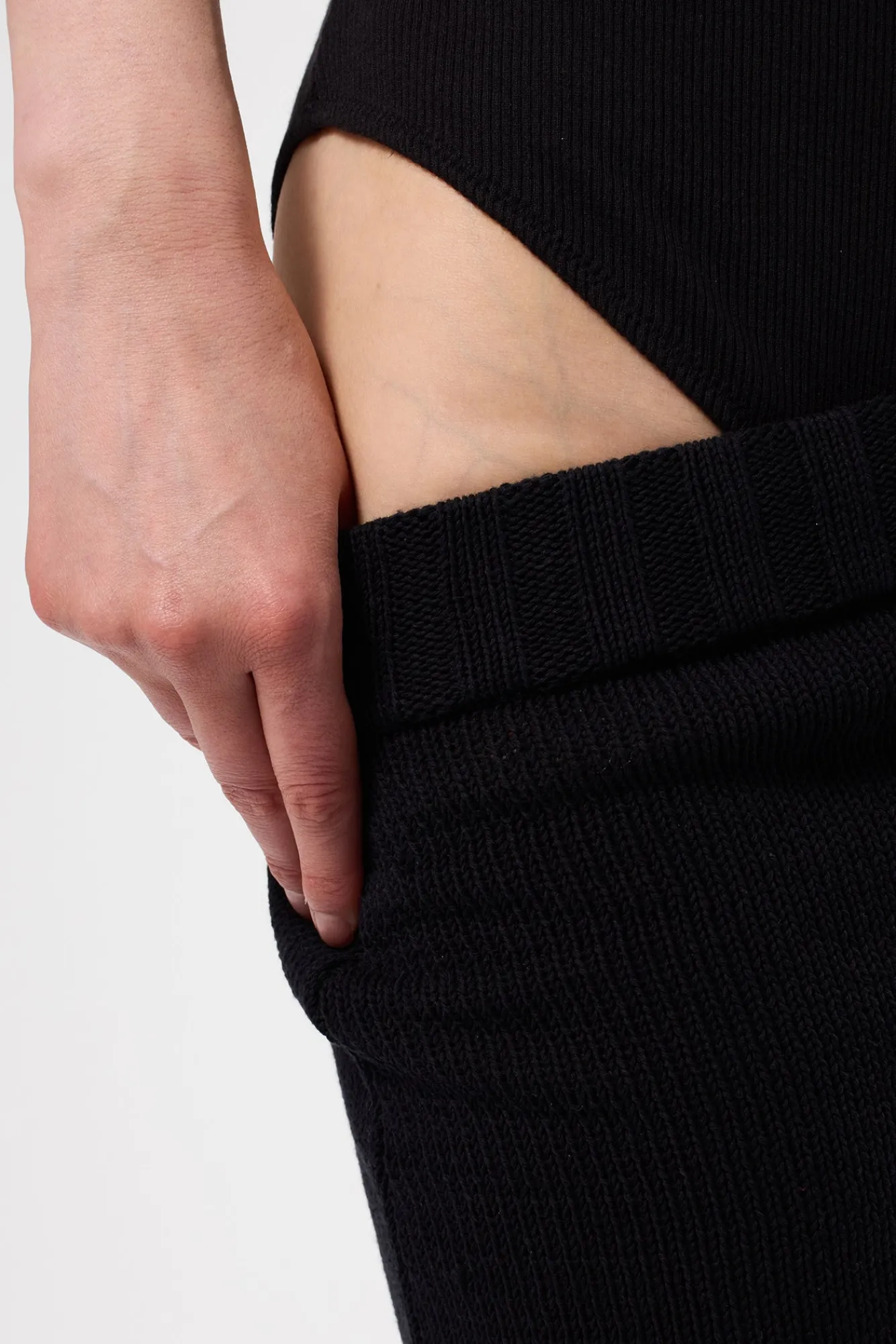 Amour Vert Elea Organic Cotton Modal Rib Bodysuit- Tops|Clearance